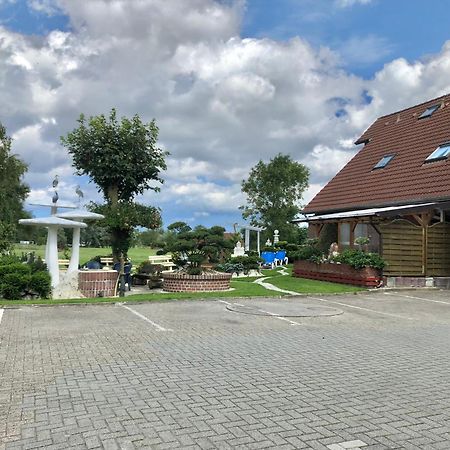 Garni Hotel-Pension Holum Нойгарлінгерзіль Екстер'єр фото
