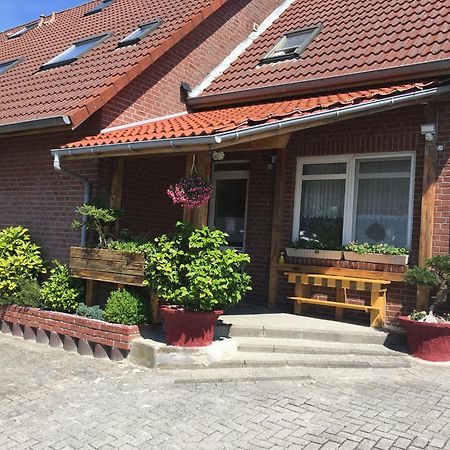 Garni Hotel-Pension Holum Нойгарлінгерзіль Екстер'єр фото